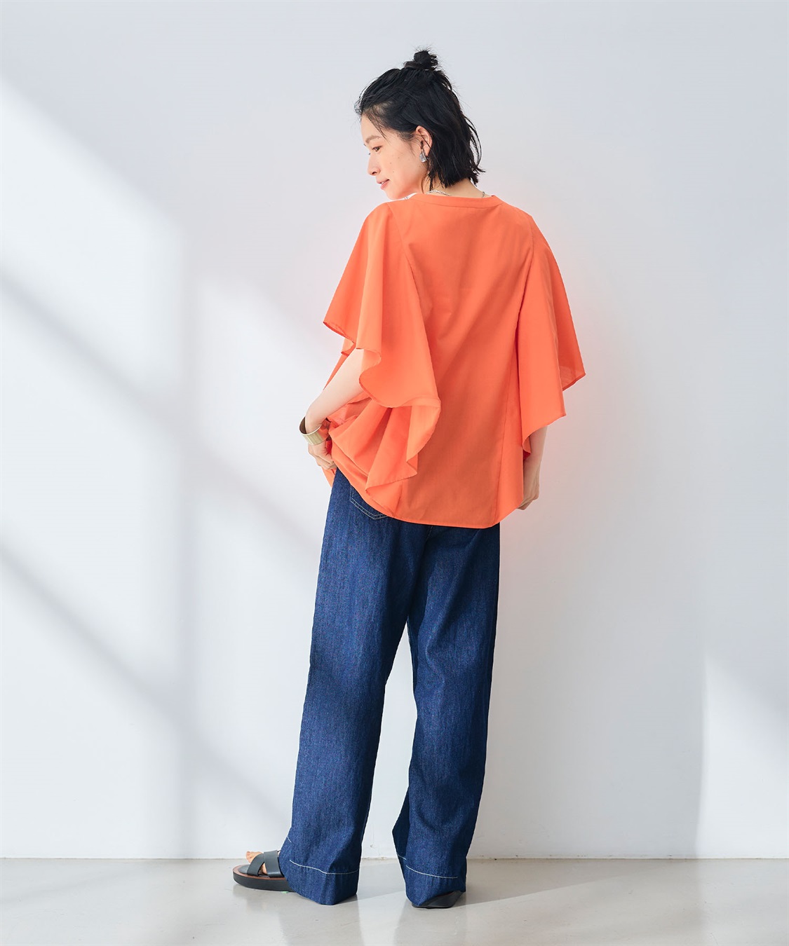 CROSS FUNCTION 《シワになりにくい》エブ楽 ブロードフリルスリーブブラウス_sub_24