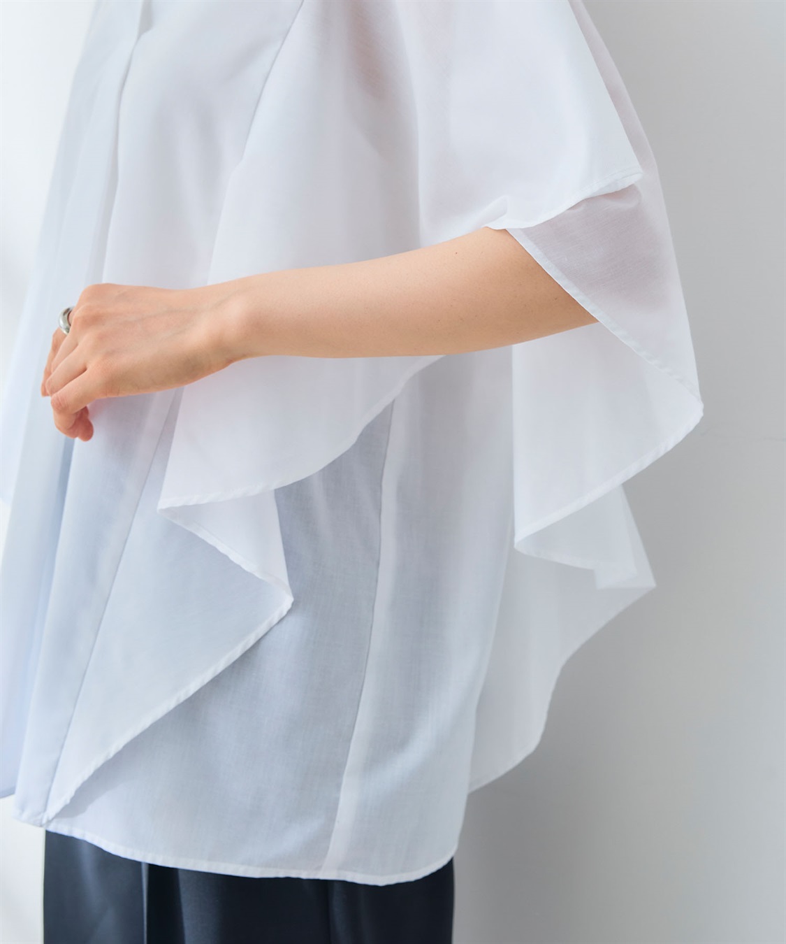 CROSS FUNCTION 《シワになりにくい》エブ楽 ブロードフリルスリーブブラウス_sub_26