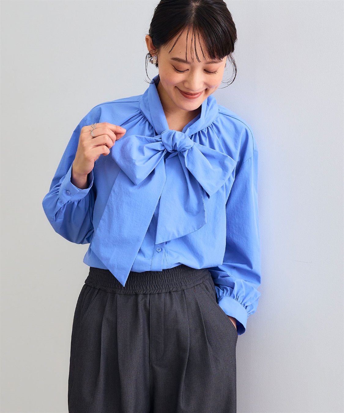 CROSS FUNCTION 《シワになりにくい》リボンボウタイボリュームシャツ_sub_2