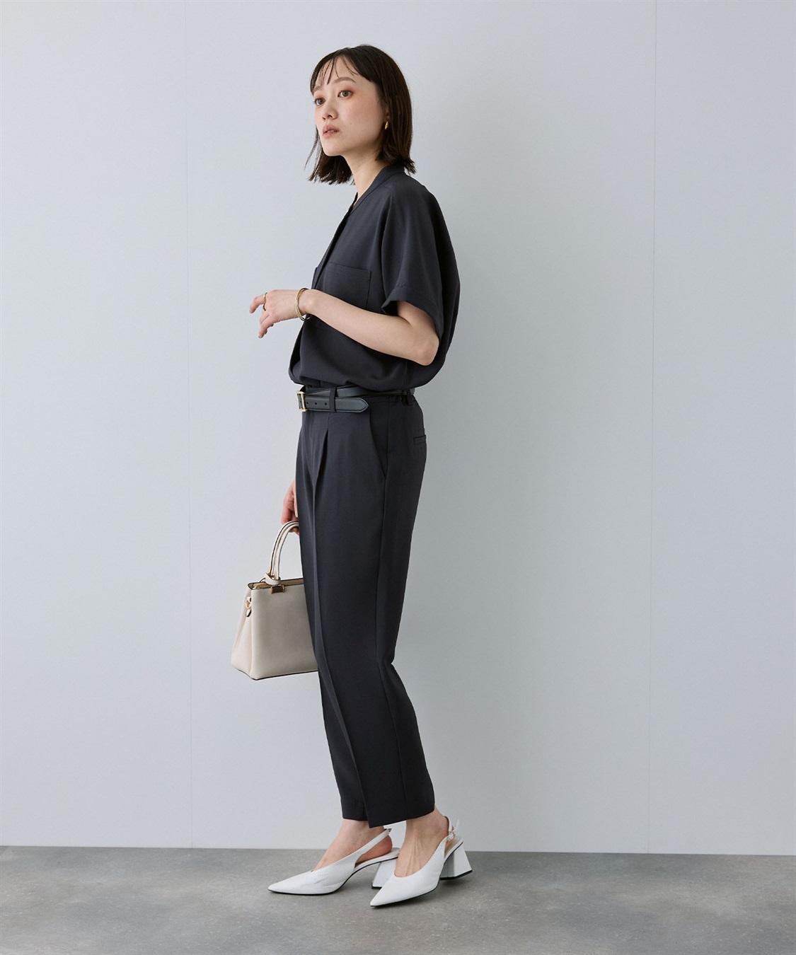 CROSS FUNCTION 《防シワ》サマナチュラリュクス センタープレステーパードパンツ_sub_19