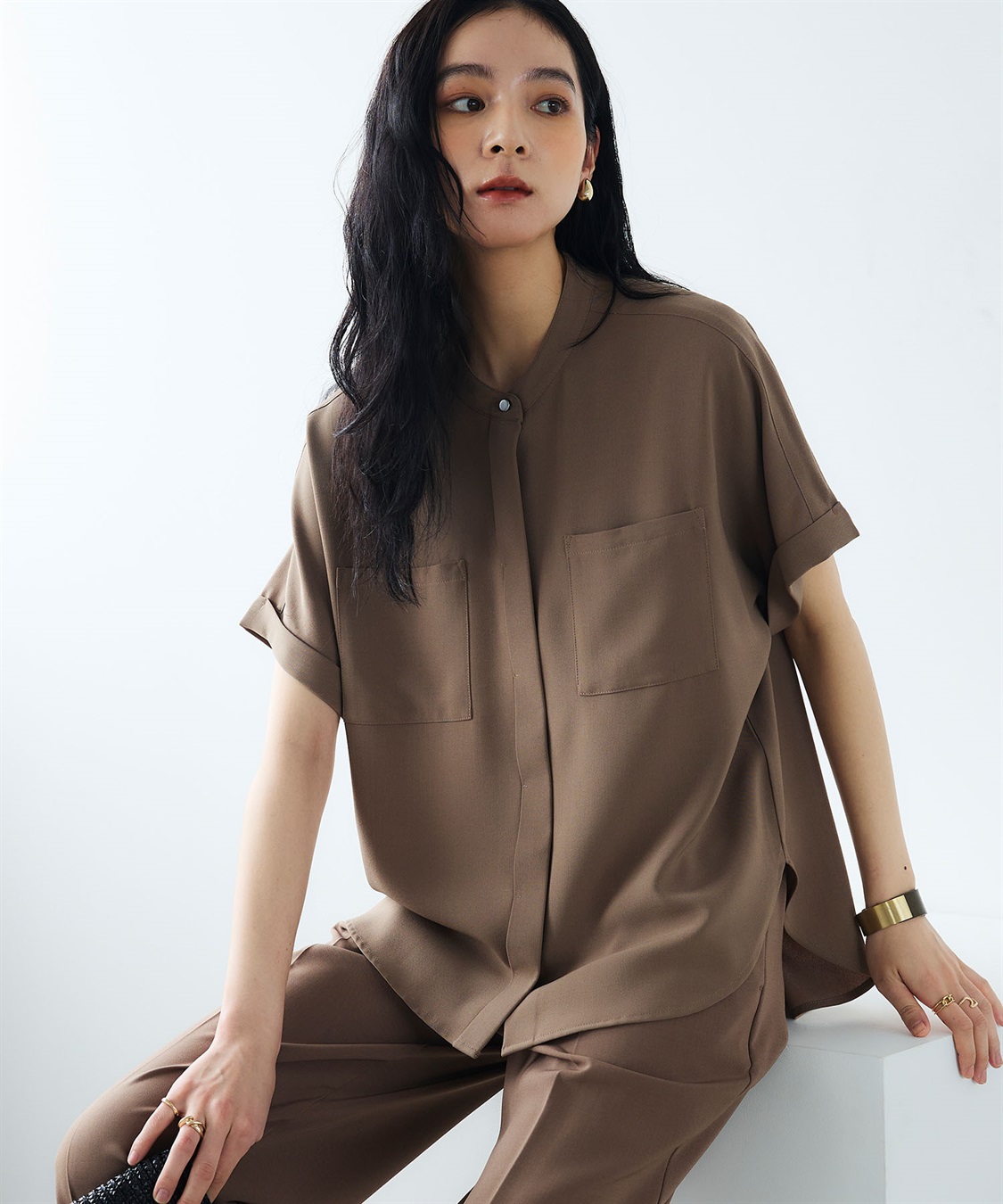 CROSS FUNCTION 《防シワ》サマナチュラリュクス ダブルポケットバンドカラーブラウス_sub_4