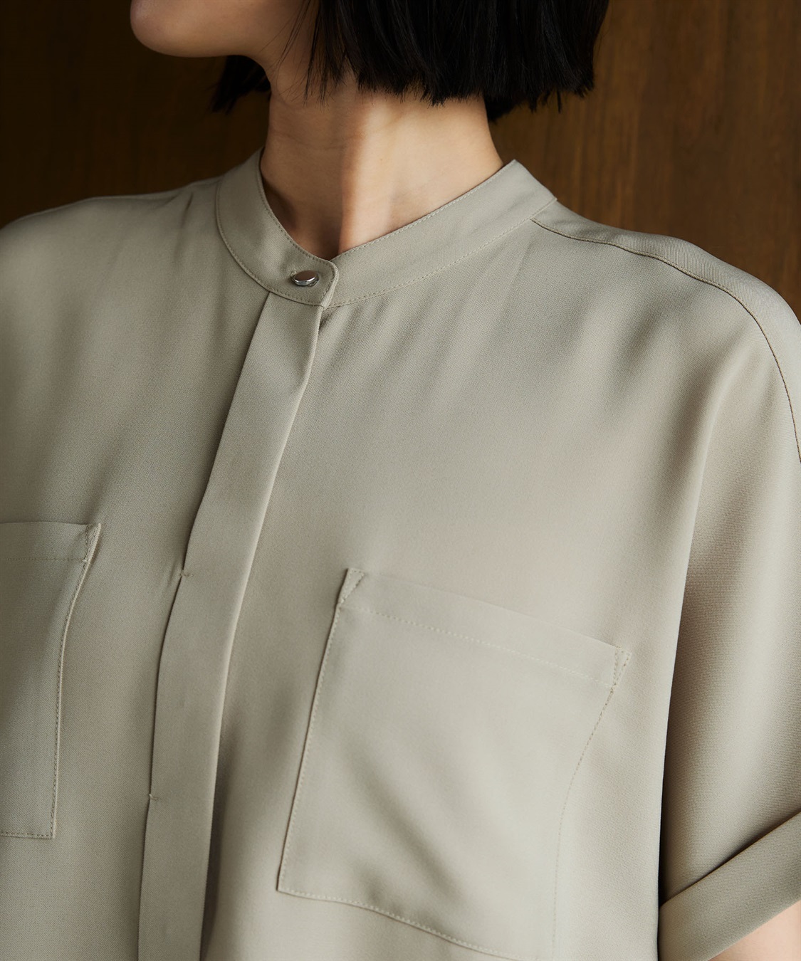 CROSS FUNCTION 《防シワ》サマナチュラリュクス ダブルポケットバンドカラーブラウス_sub_28