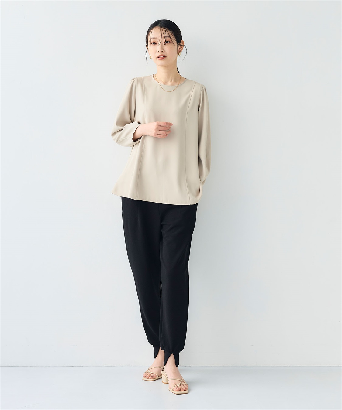 CROSS FUNCTION 《シワになりにくい》サマ美え バックサテンツイルパフブラウス_sub_18