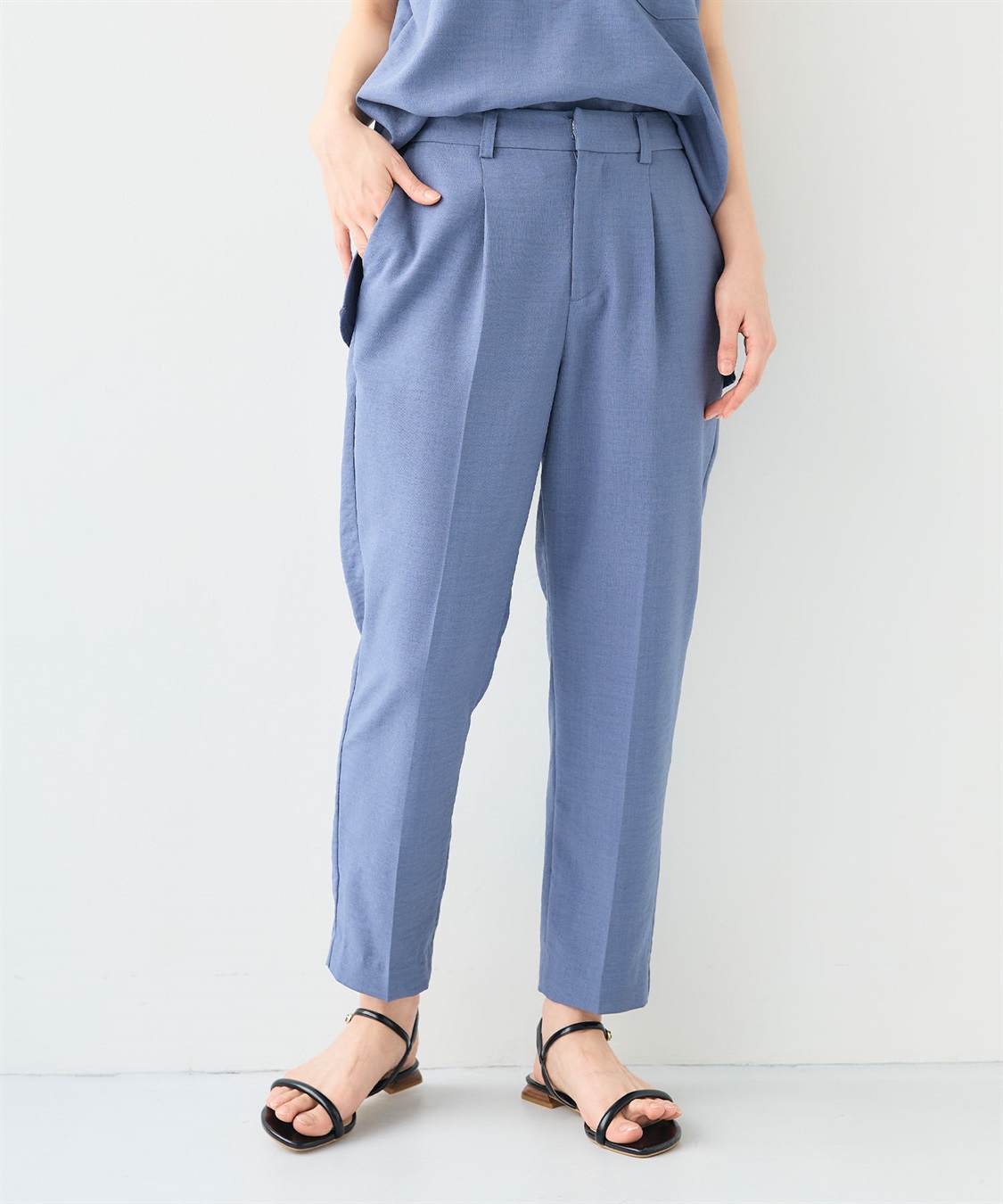 CROSS FUNCTION 《シワになりにくい》サマナチュラリネンライクセンタープレステーパードパンツ_sub_3