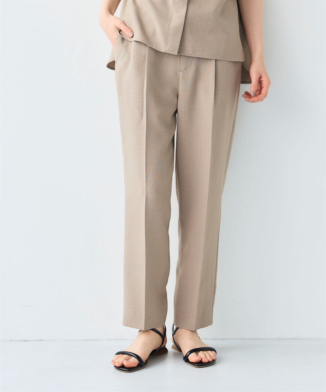CROSS FUNCTION 《シワになりにくい》サマナチュラリネンライクセンタープレステーパードパンツ_sub_4