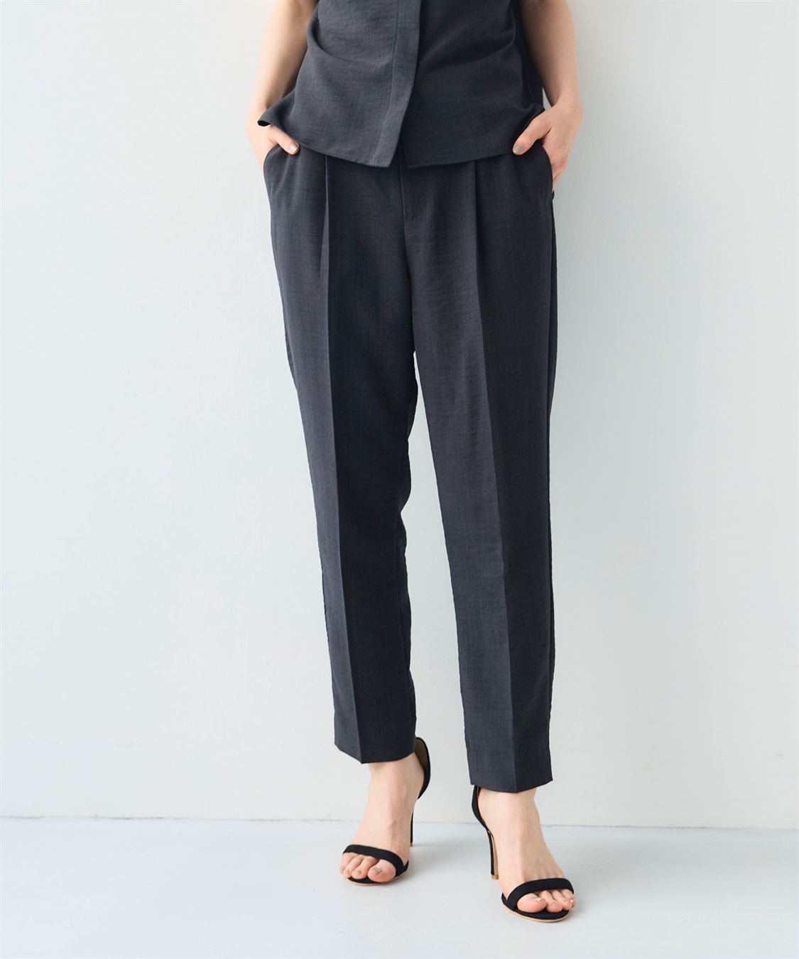 CROSS FUNCTION 《シワになりにくい》サマナチュラリネンライクセンタープレステーパードパンツ_sub_10
