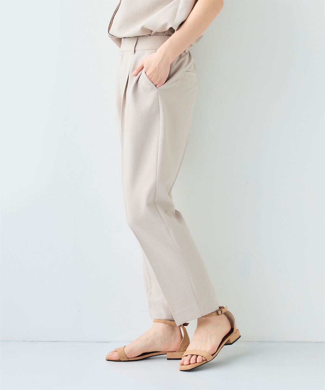 CROSS FUNCTION 《シワになりにくい》サマナチュラリネンライクセンタープレステーパードパンツ_sub_17