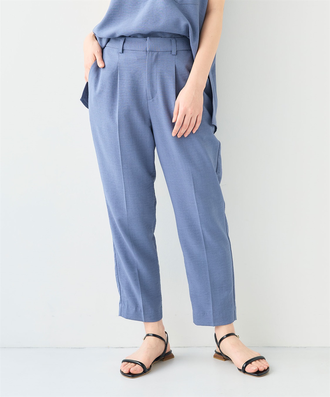 CROSS FUNCTION 《シワになりにくい》サマナチュラリネンライクセンタープレステーパードパンツ_sub_24