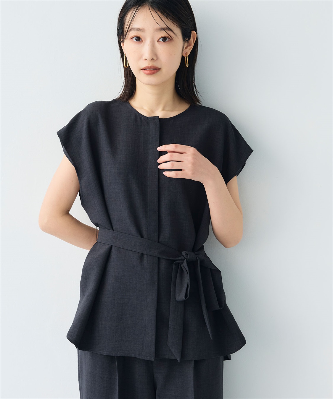 CROSS FUNCTION 《シワになりにくい》サマナチュラ リネンライクベルト付きフレンチスリーブブラウス_sub_2