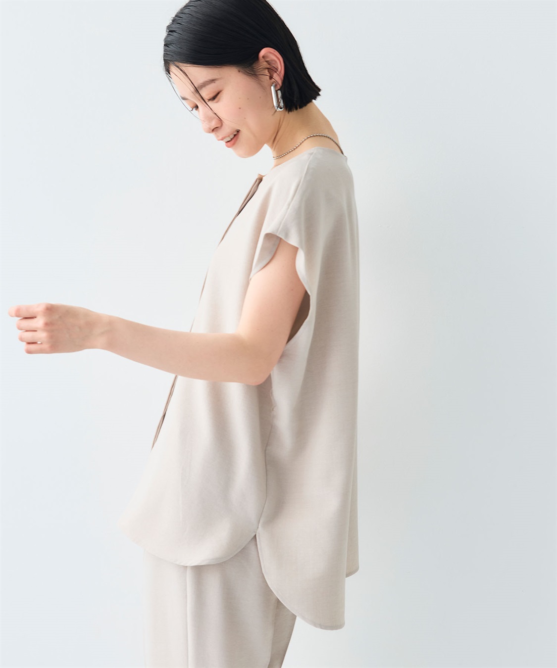 CROSS FUNCTION 《シワになりにくい》サマナチュラ リネンライクベルト付きフレンチスリーブブラウス_sub_24