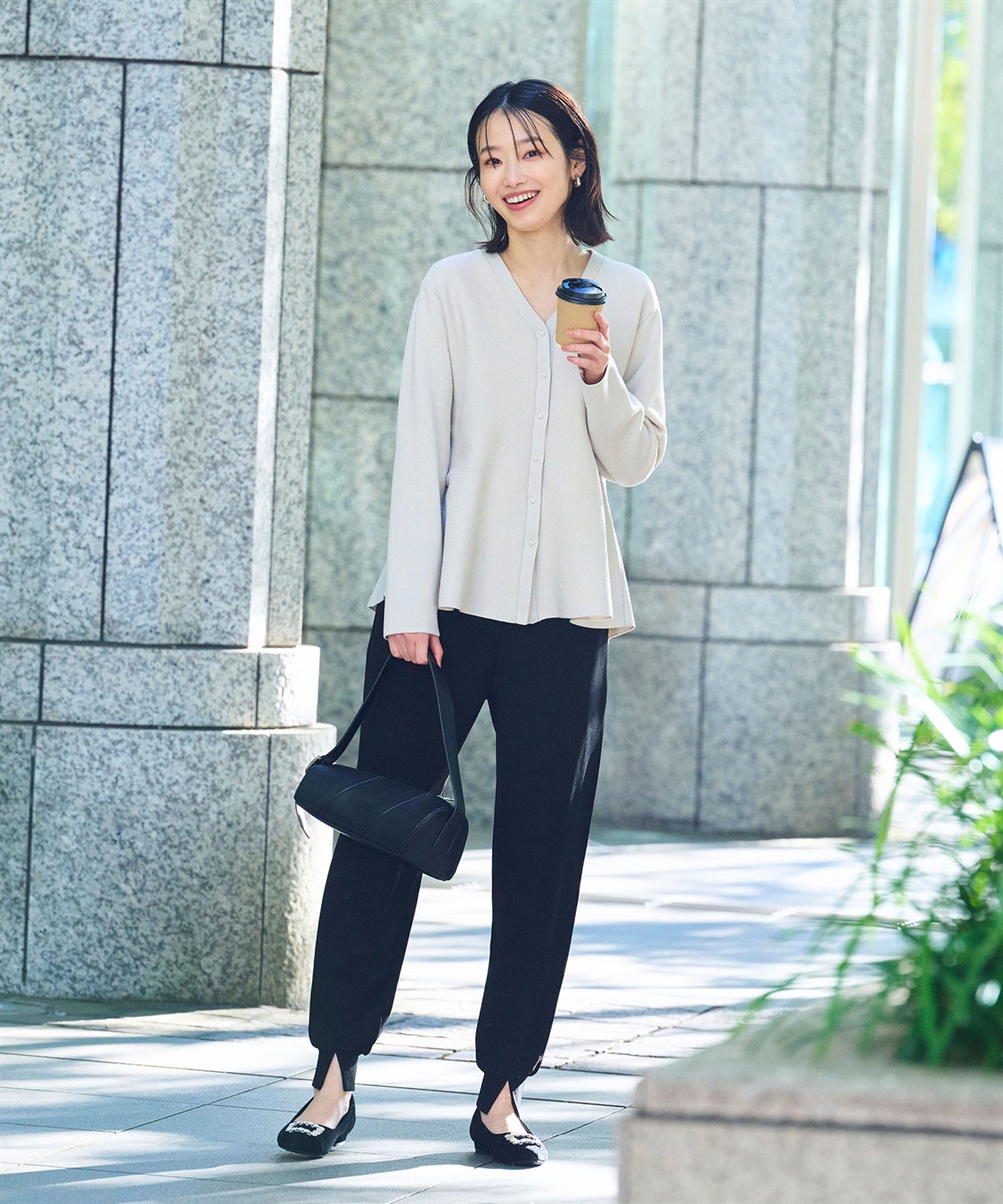 CROSS FUNCTION 《シワになりにくい》【セットアップ】サマ美え カットジョーゼット前スリットジョガーパンツ_sub_23