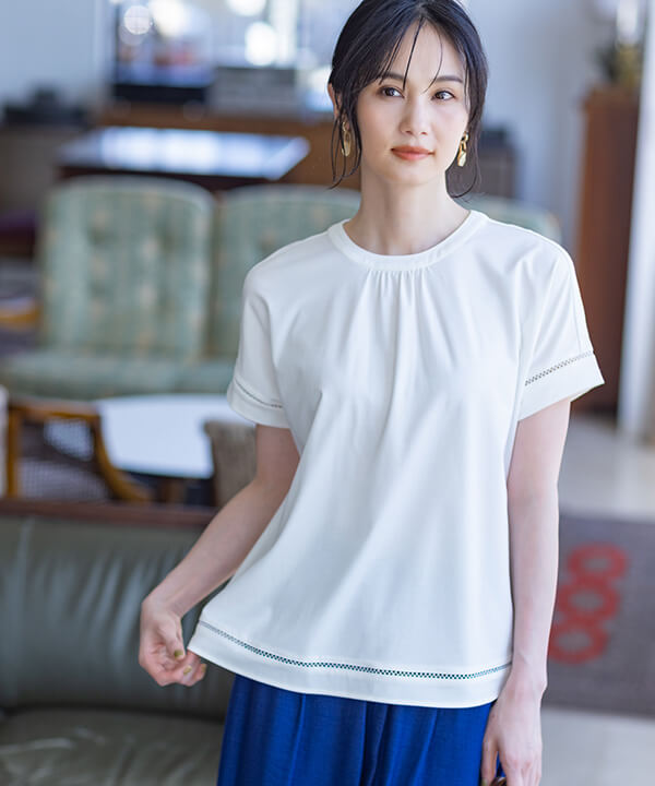 Ladder lace topsのスタイリング
