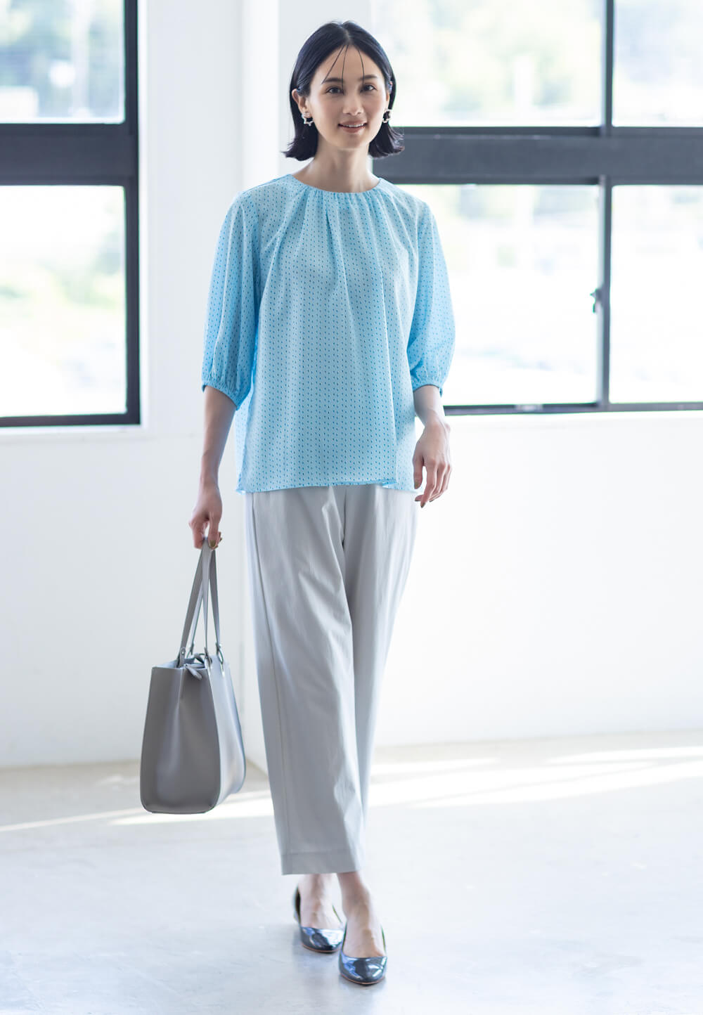 Square dot blouseのスタイリング2