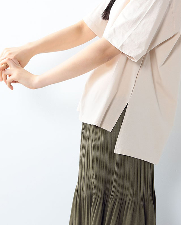 脇スリットTシャツ