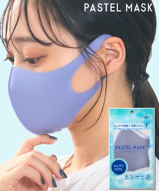 【PASTEL MASK】パステルマスク ひんやりCOOL ミント成分配合 3枚入を着用している女性モデルの写真
