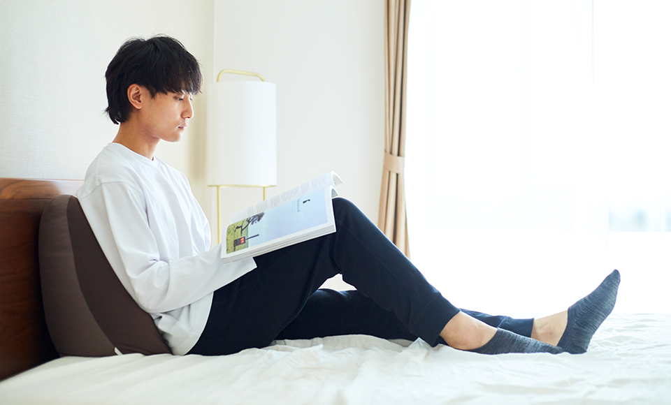 公式 ねおちピロー Neochi Pillow ゲームもスマホも長時間でも楽な うつ伏せ枕 クロスプラス通販販売サイト Cross Plus