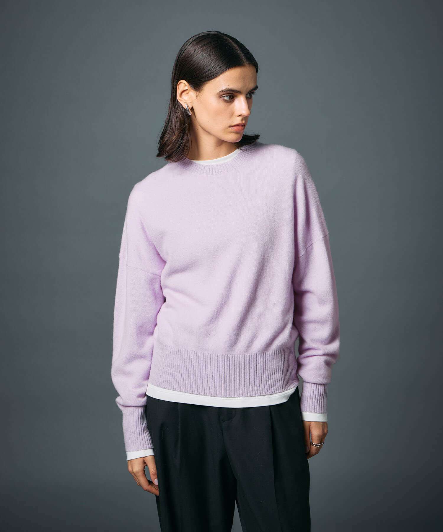 【CASHMERE100%】カシミヤクルーネックニットの商品画像