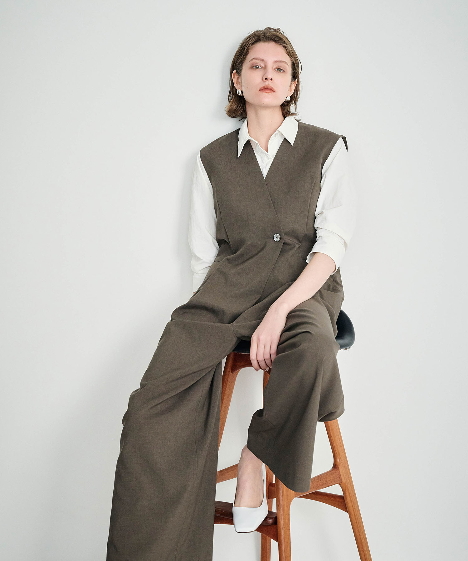 N.O.R.C ウォッシャブルオールインワン【CLEAN MOTION】を着用した女性