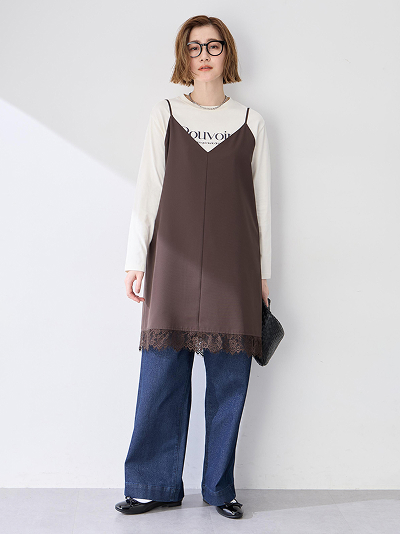 Petit Honfleurのレースキャミワンピースの着用画像