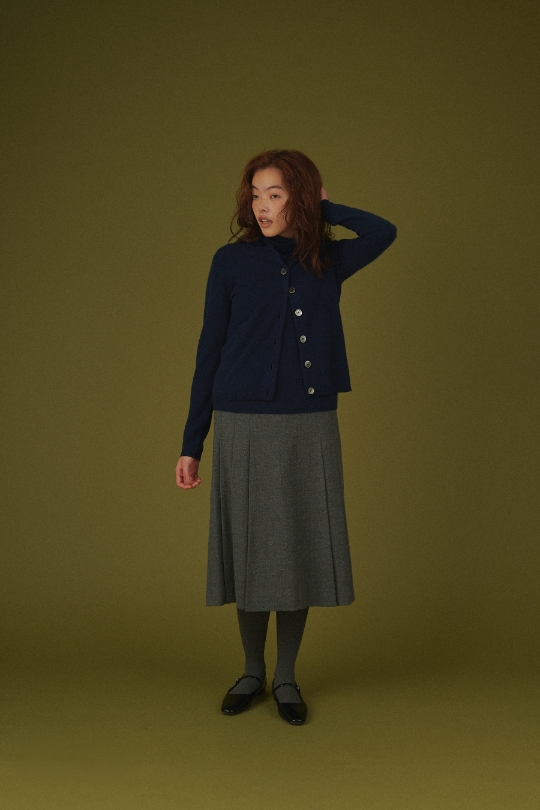 49AV JUNKO SHIMADA の秋ニットコーディネート05--2
