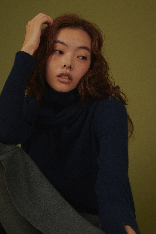 49AV JUNKO SHIMADA の秋ニットコーディネート05--3