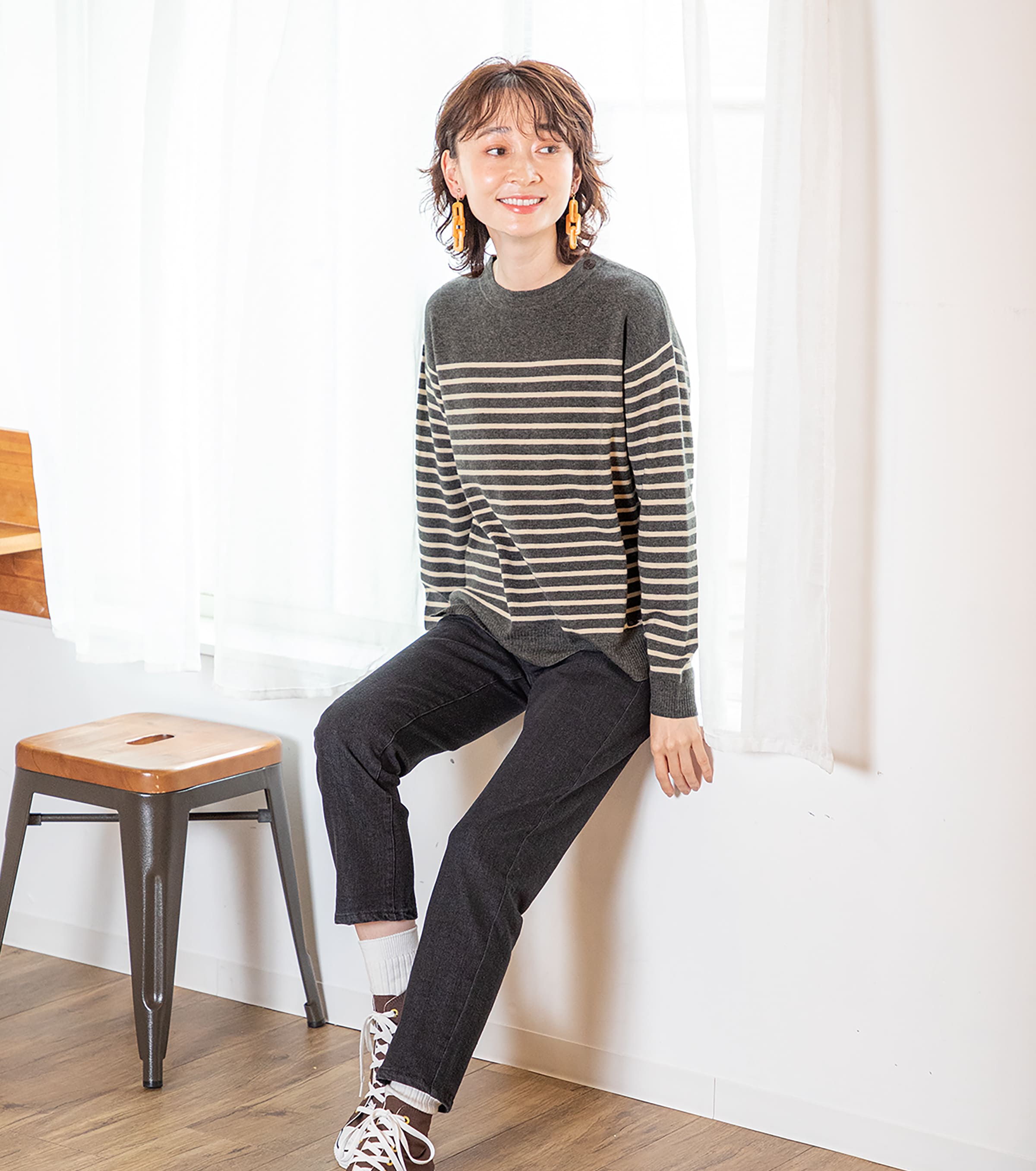 ボーダープルオーバーニット・グレー