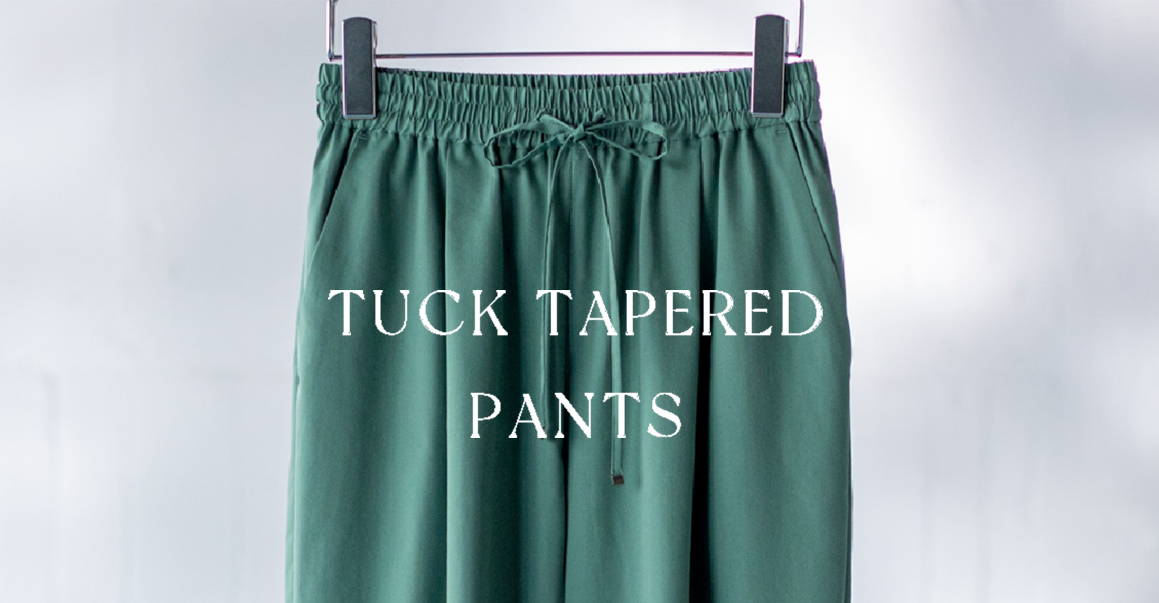 TUCK TAPERED PANTS - item