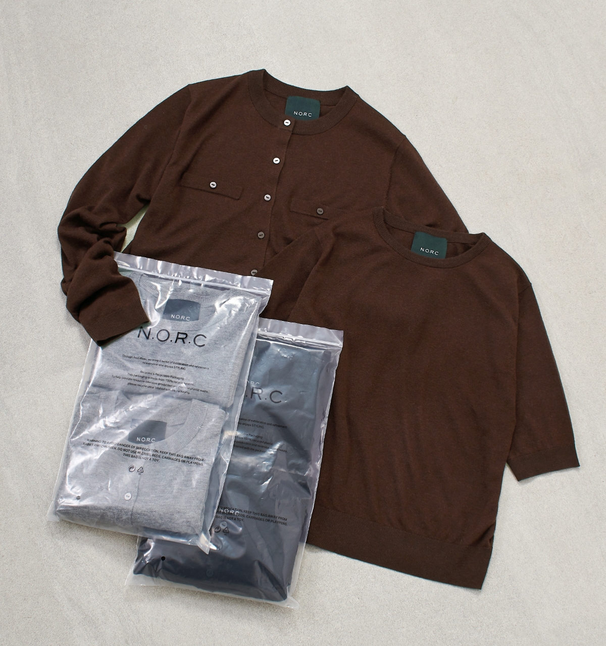 【POPUP限定】WOOL SILK PACK KNIT BROWN（限定）・BLACK・GRAYの画像