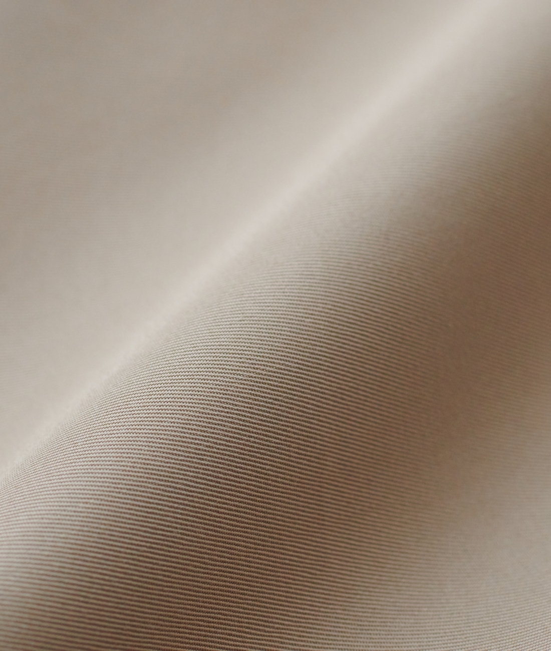 ロングトレンチコートの素材画像