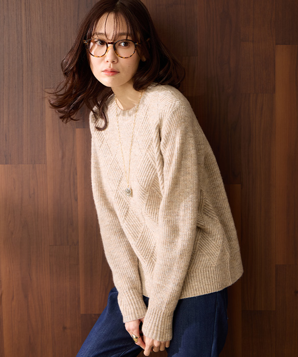 ダイヤニットプルオーバーのスタイリング