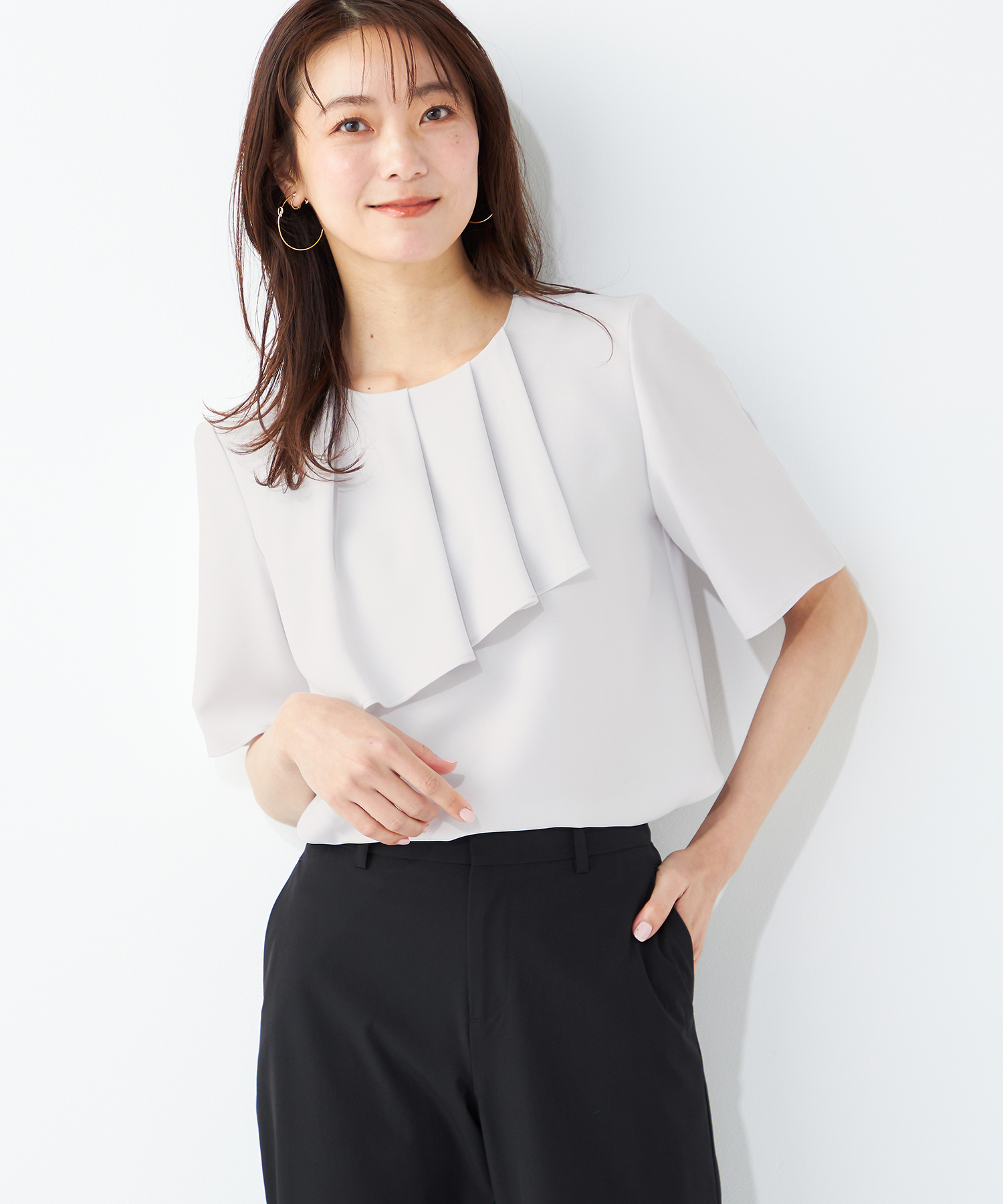 A/C DESIGN BY ALPHA CUBIC 【接触冷感】フリルブラウス  ¥6,589 (tax in)