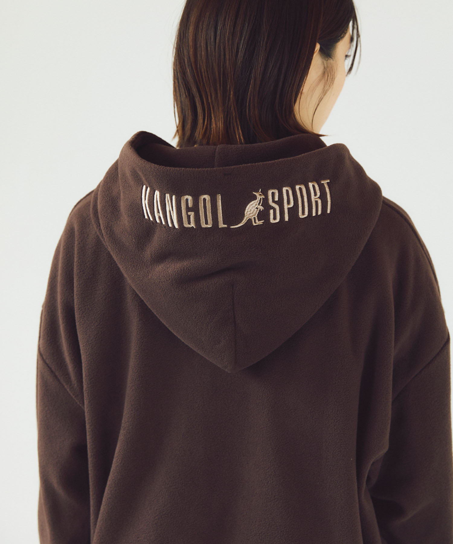 ポイントロゴフリースパーカー 【KANGOL SPORT/カンゴールスポーツ】 ¥4,950 （税込）