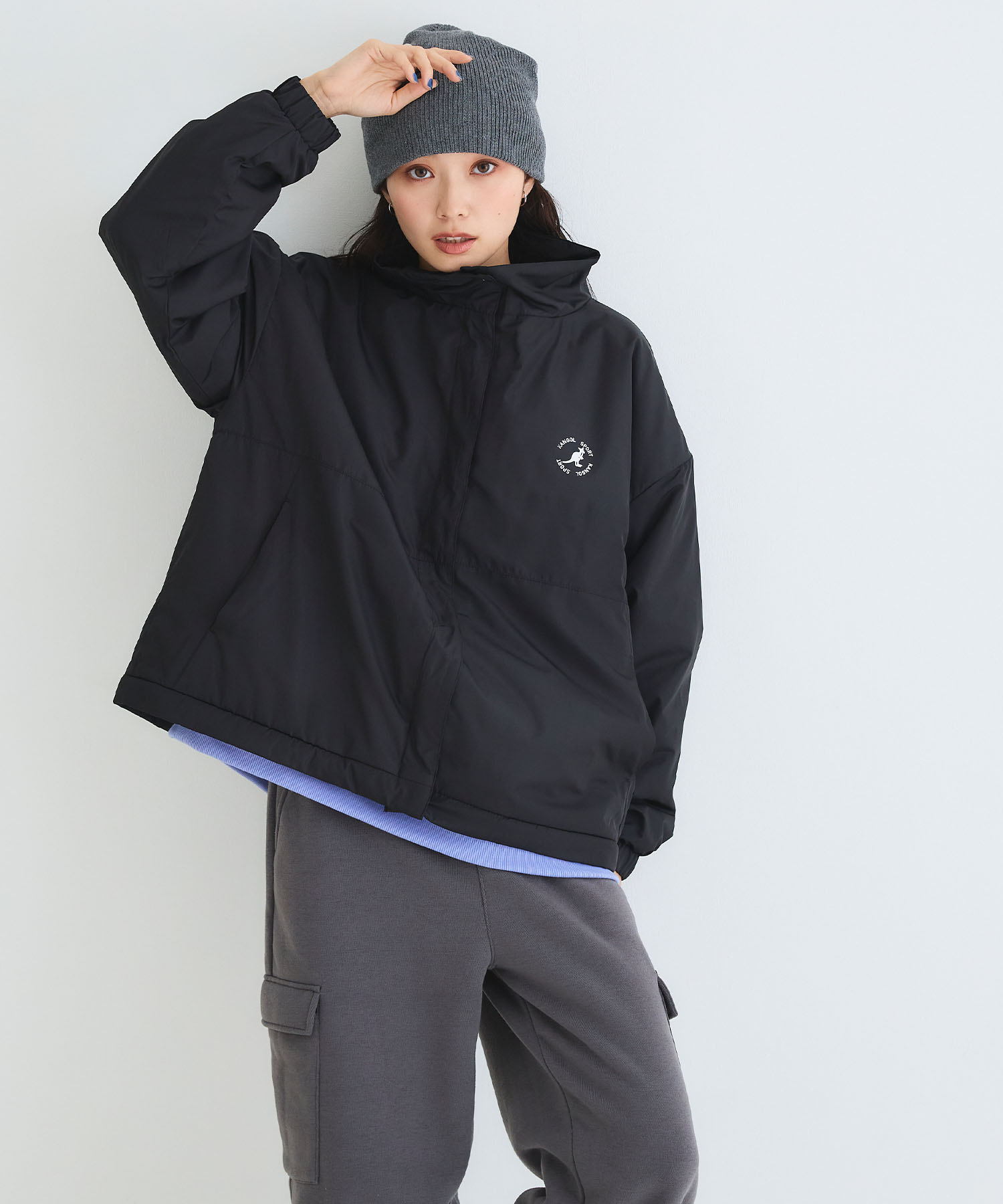 《男女兼用・撥水》中綿裾デッタッチャブルコート 【KANGOL SPORT/カンゴールスポーツ】¥9,790 （税込）