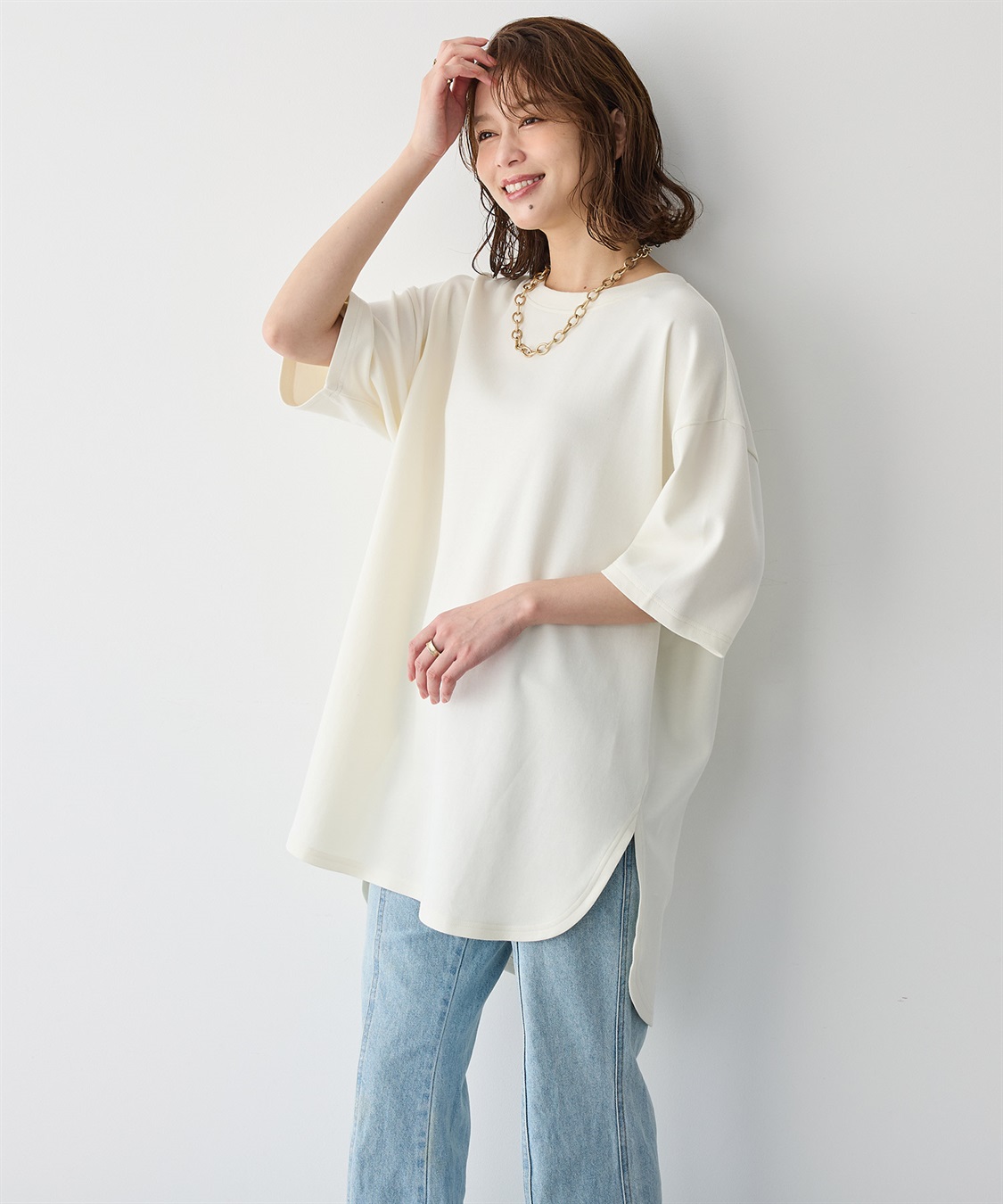 【anyfee/プラスサイズ】裾ラウンド半袖Tシャツ《 吸水速乾・UVカット・接触冷感》 ¥2,420 （税込）