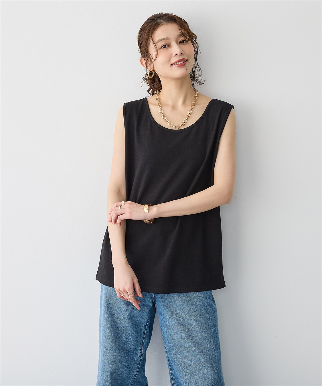 【anyfee】なめらかタッチ機能性タンクトップ《吸水速乾/UVカット/接触冷感》 ¥2,420 （税込）