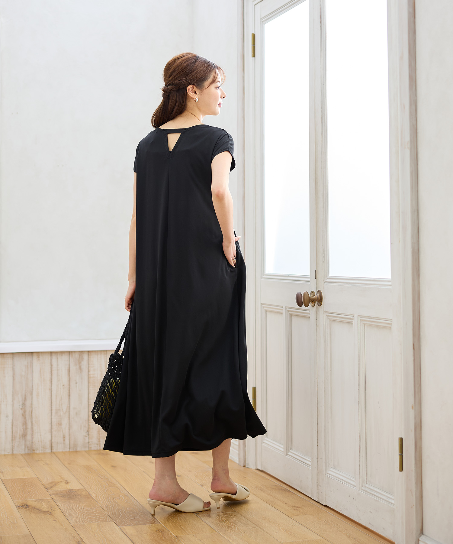 【接触冷感】エステルスムースワンピース ￥4,390（税込）