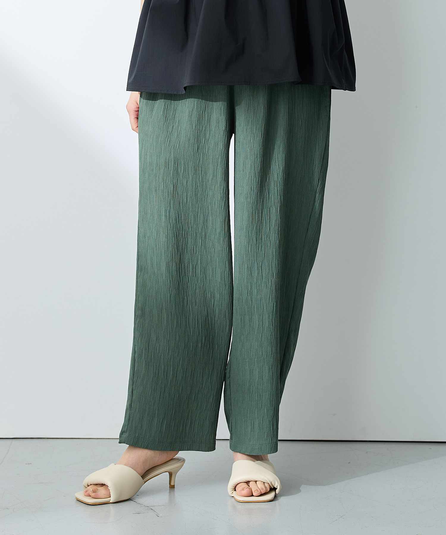 【さらさら楊柳】ワイドパンツ　¥4,390 （税込）