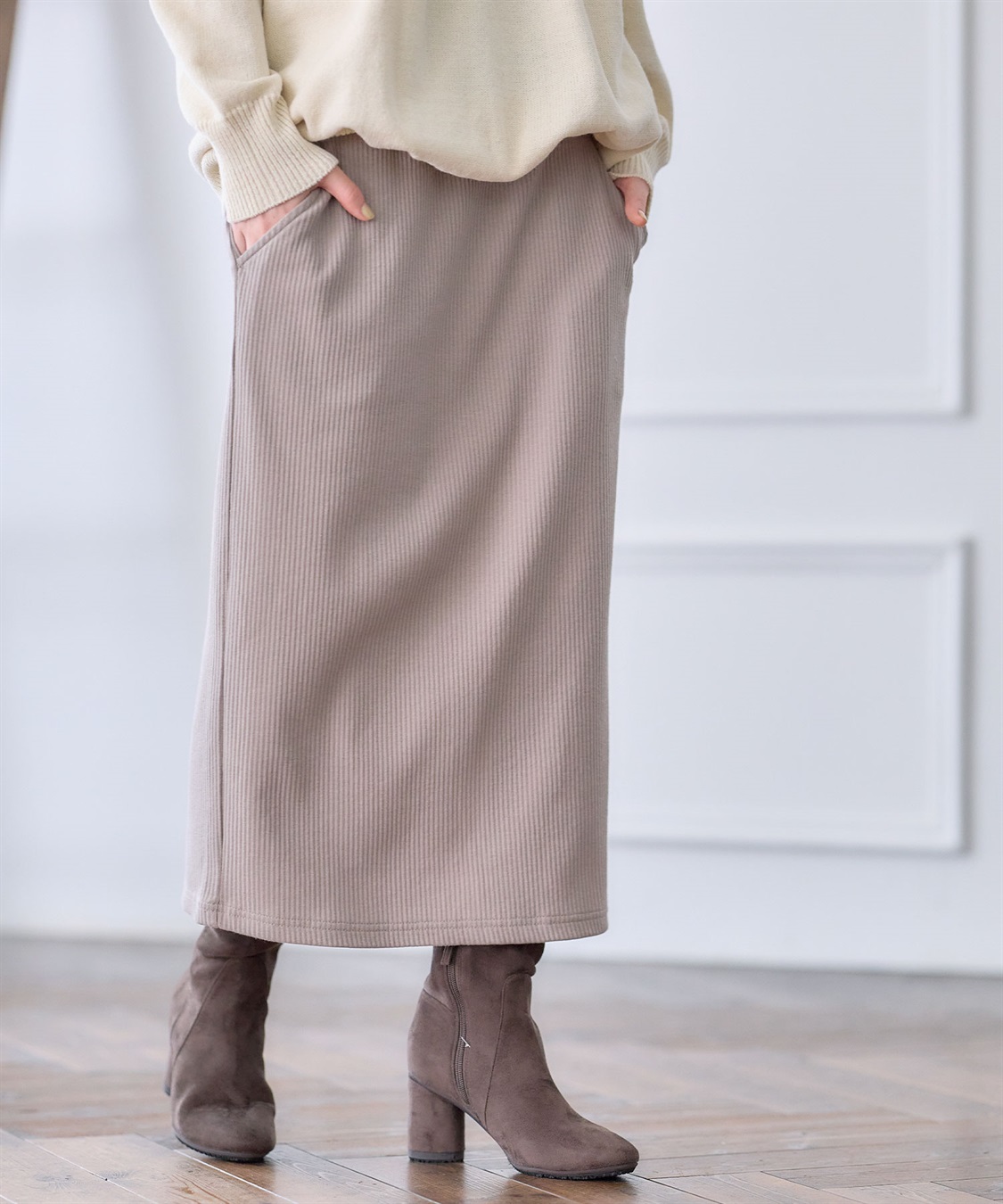 リブナロースカート　¥3,840 （税込）