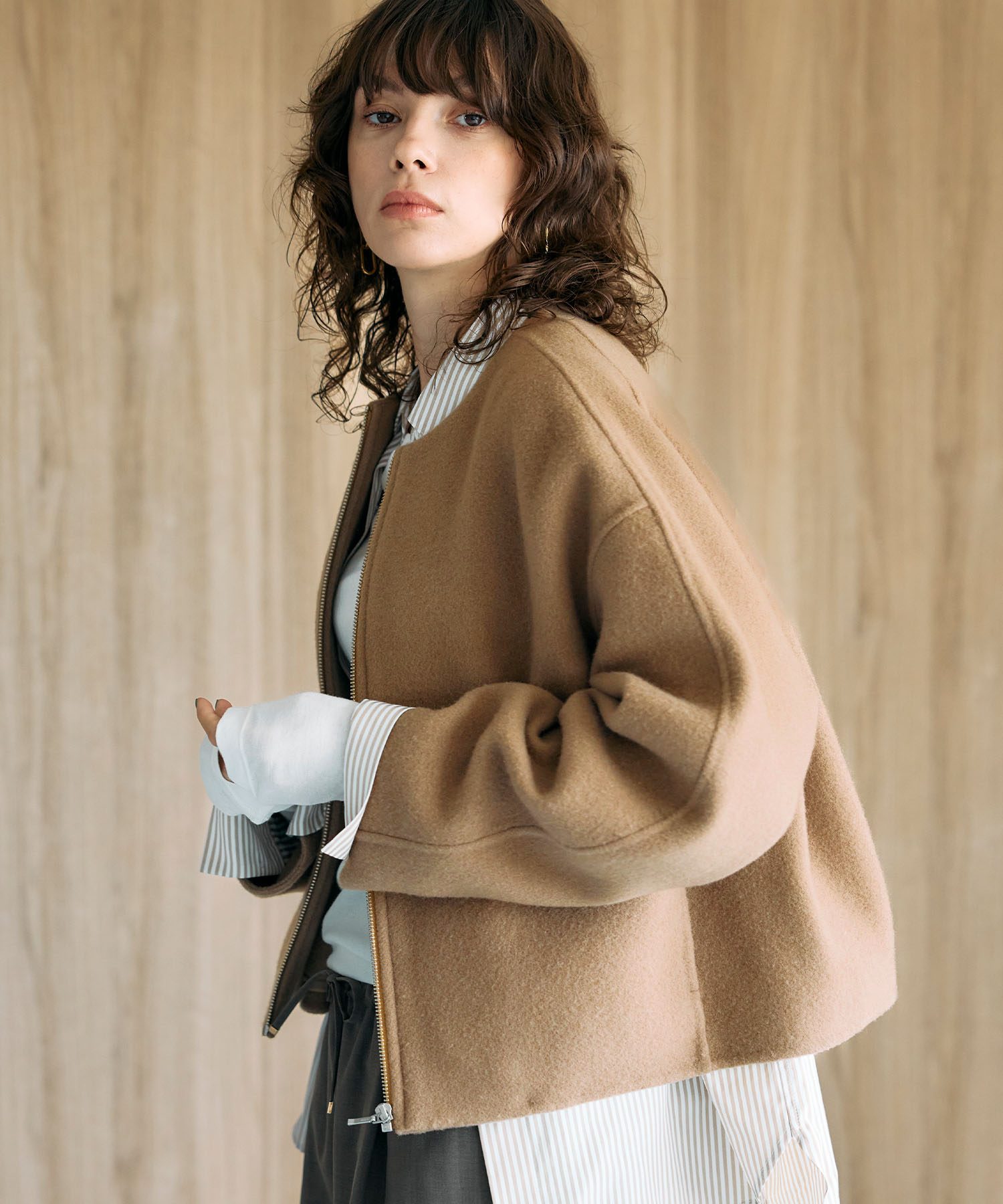 ウールメルトンショートジップリバーコート<br/>¥31,900 tax in