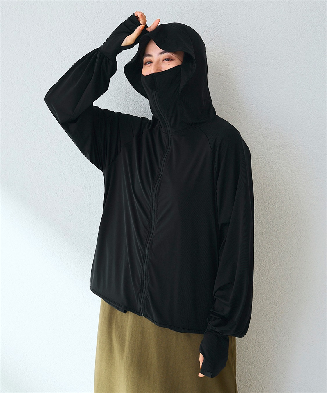【涼活本舗】フード付きUVカットパーカ  ￥2,990（税込）