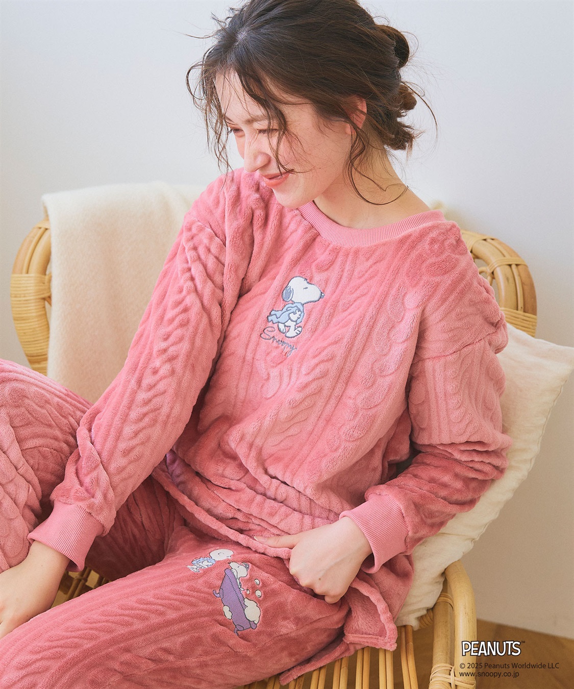 【PEANUTS/ピーナッツ】SNOOPY/スヌーピー刺繍ケーブルフリース長袖トップス/ルームウェア（上下別売り）  ￥4,389 （税込）