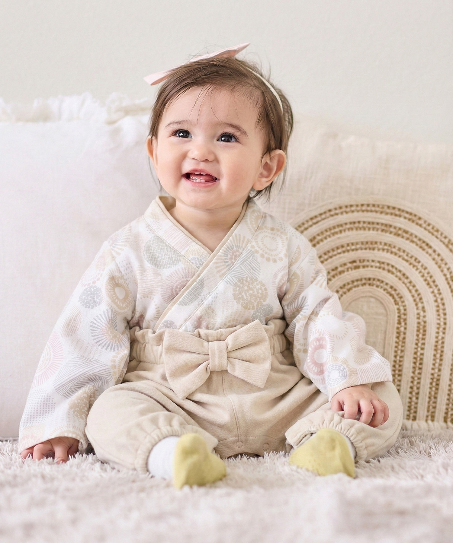 ベビー リボン付き袴ロンパース（女の子）[この商品を見る]