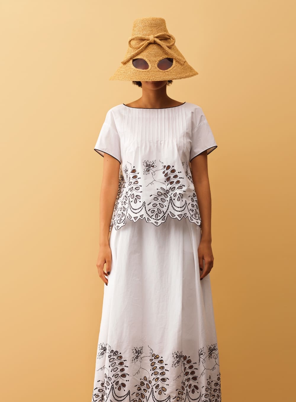 2022 SPRING&SUMMER COLLECTION