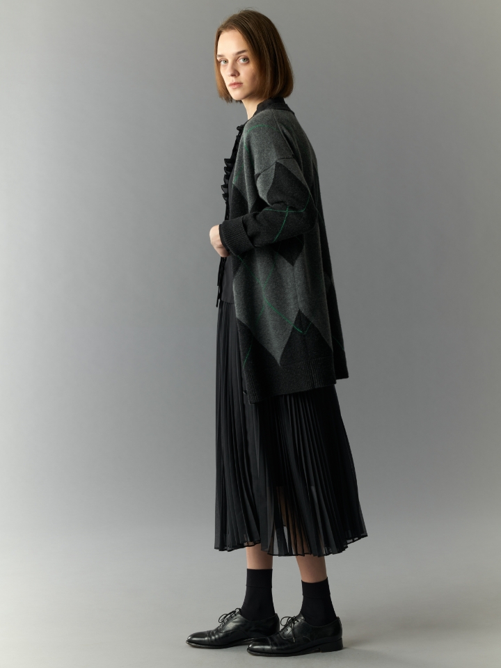 49AV JUNKO SHIMADA 2025AW COLLECTION vol.2 の服を着用しているモデル画像08