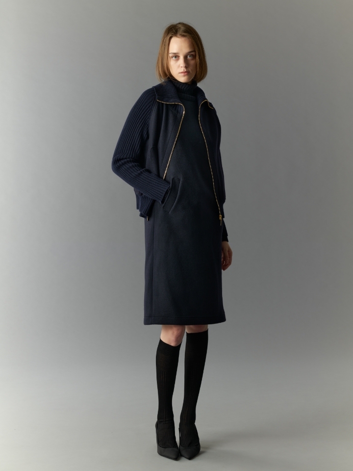 49AV JUNKO SHIMADA 2025AW COLLECTION vol.2 の服を着用しているモデル画像13