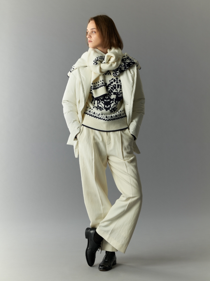 49AV JUNKO SHIMADA 2025AW COLLECTION vol.2 の服を着用しているモデル画像20