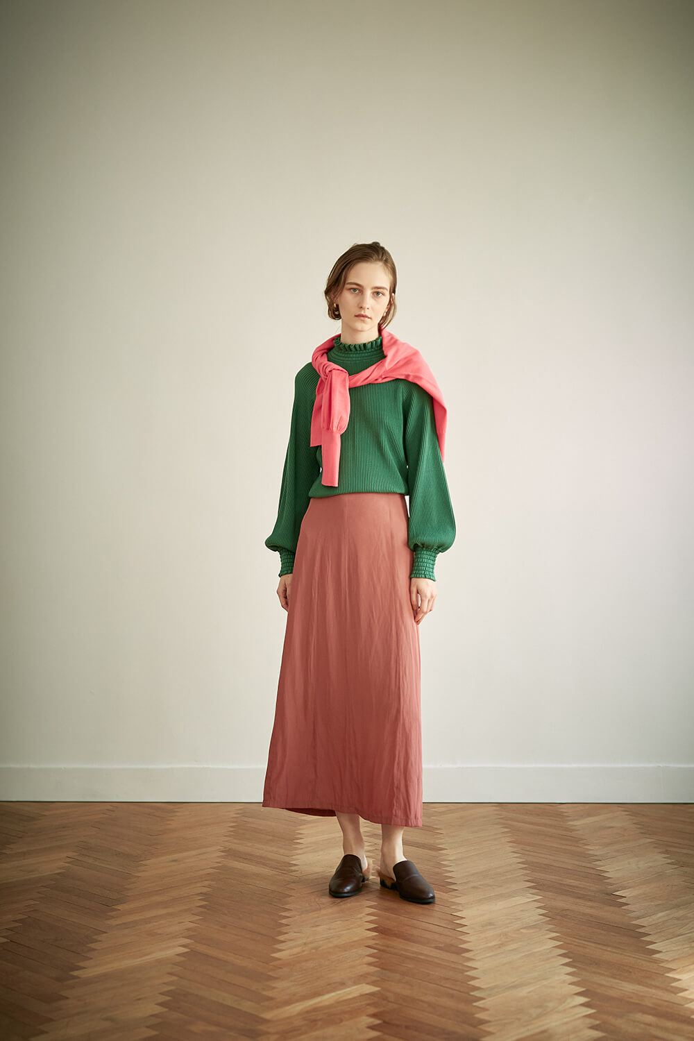 Cardigan：6,490 tax in,Knit：6,490 tax in,Skirt：7,590 tax in