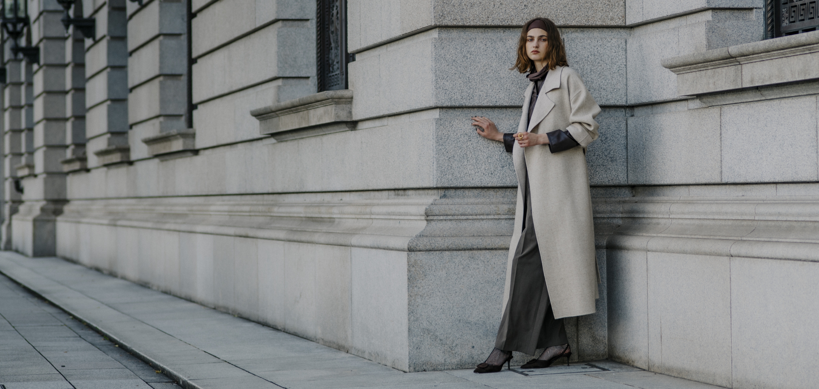 N.O.R.C 2025 WINTER SHE MOVES Effortless style for the woman on the move. A light yet strong piece that flows with today’s you -comfort that uplifts, style that inspires.