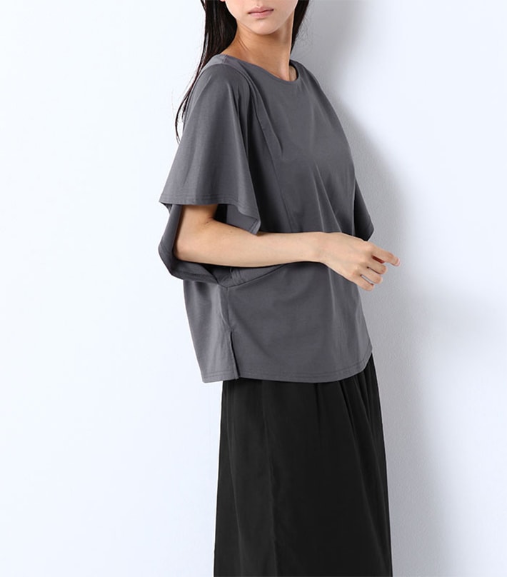 フレアスリーブブラウス