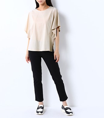 BEIGE スキニーパンツ合わせ